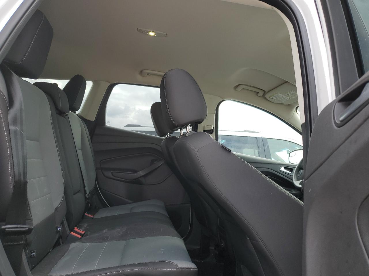 1FMCU9G93GUB41136 FORD ESCAPE 2016