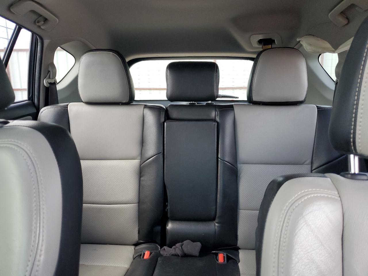 JTMWFREV7HJ106212 TOYOTA RAV4 2017