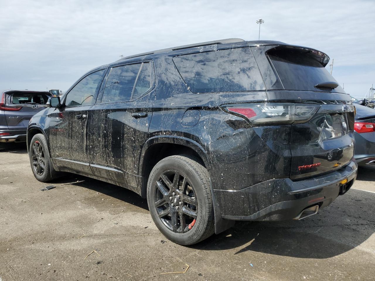 1GNEVKKW5KJ211817 CHEVROLET TRAVERSE 2019