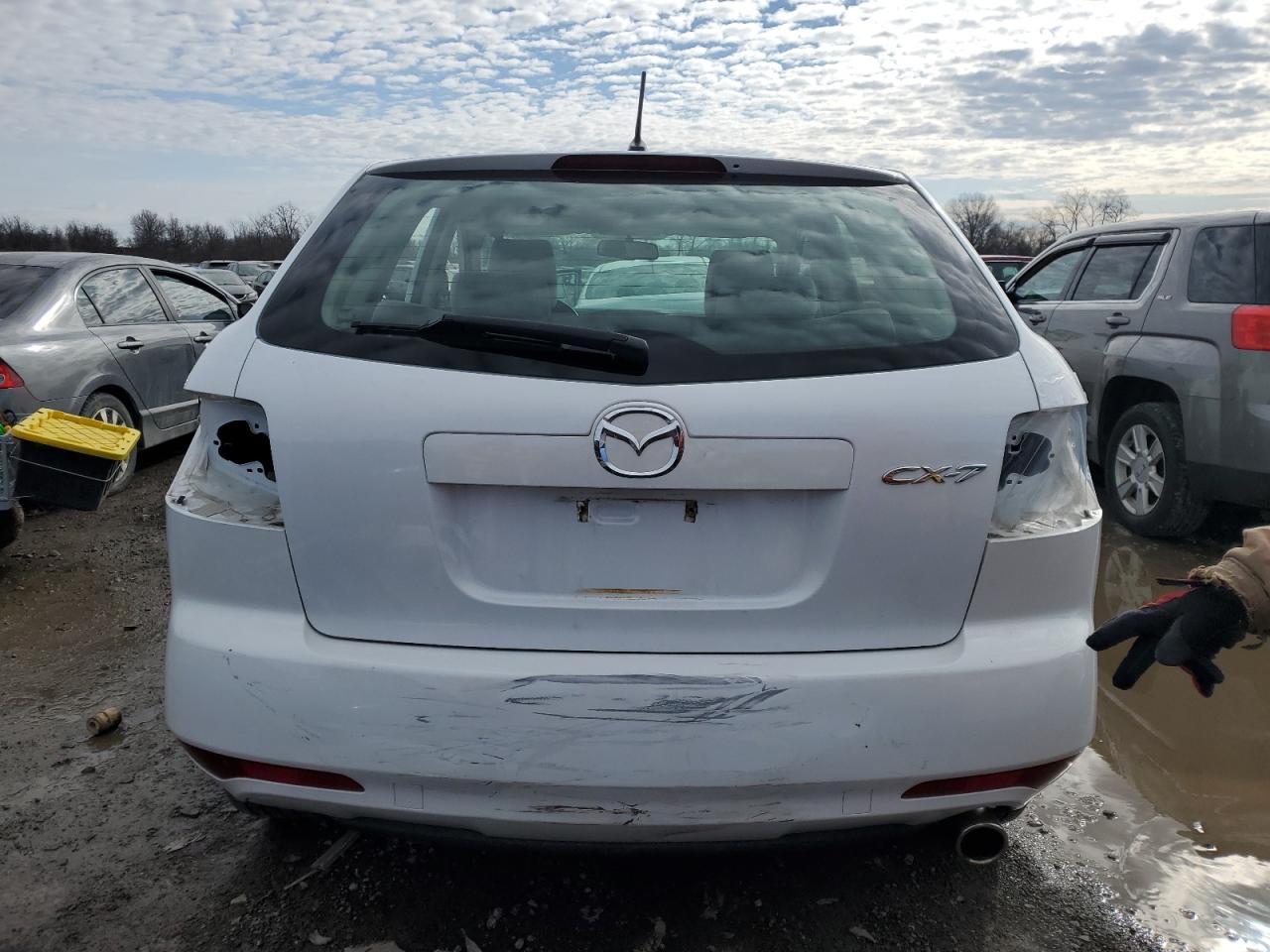 JM3ER2A52B0386108 2011 Mazda Cx-7