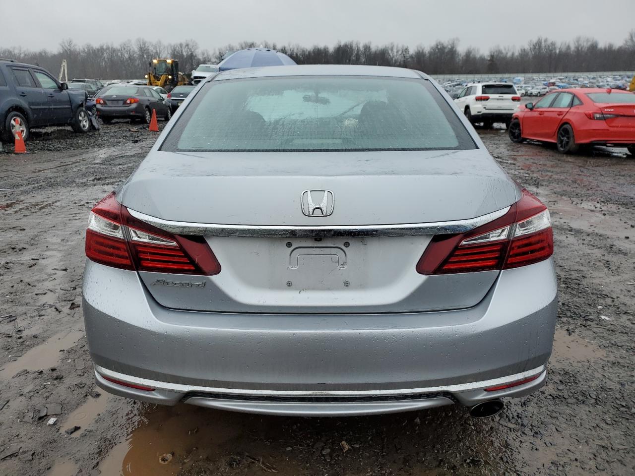 1HGCR2F37HA015537 HONDA ACCORD 2017