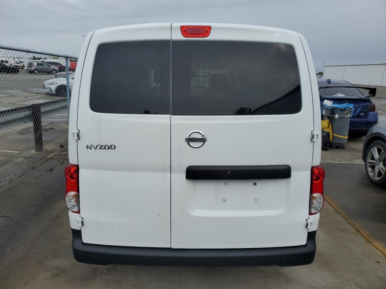 3N6CM0KN8JK704223 2018 Nissan Nv200 2.5S