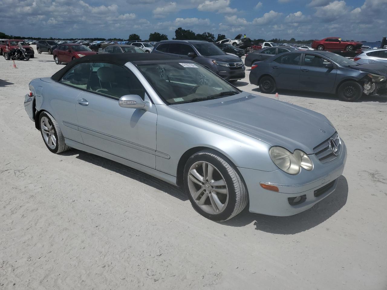 WDBTK56G06T071763 2006 Mercedes-Benz Clk 350