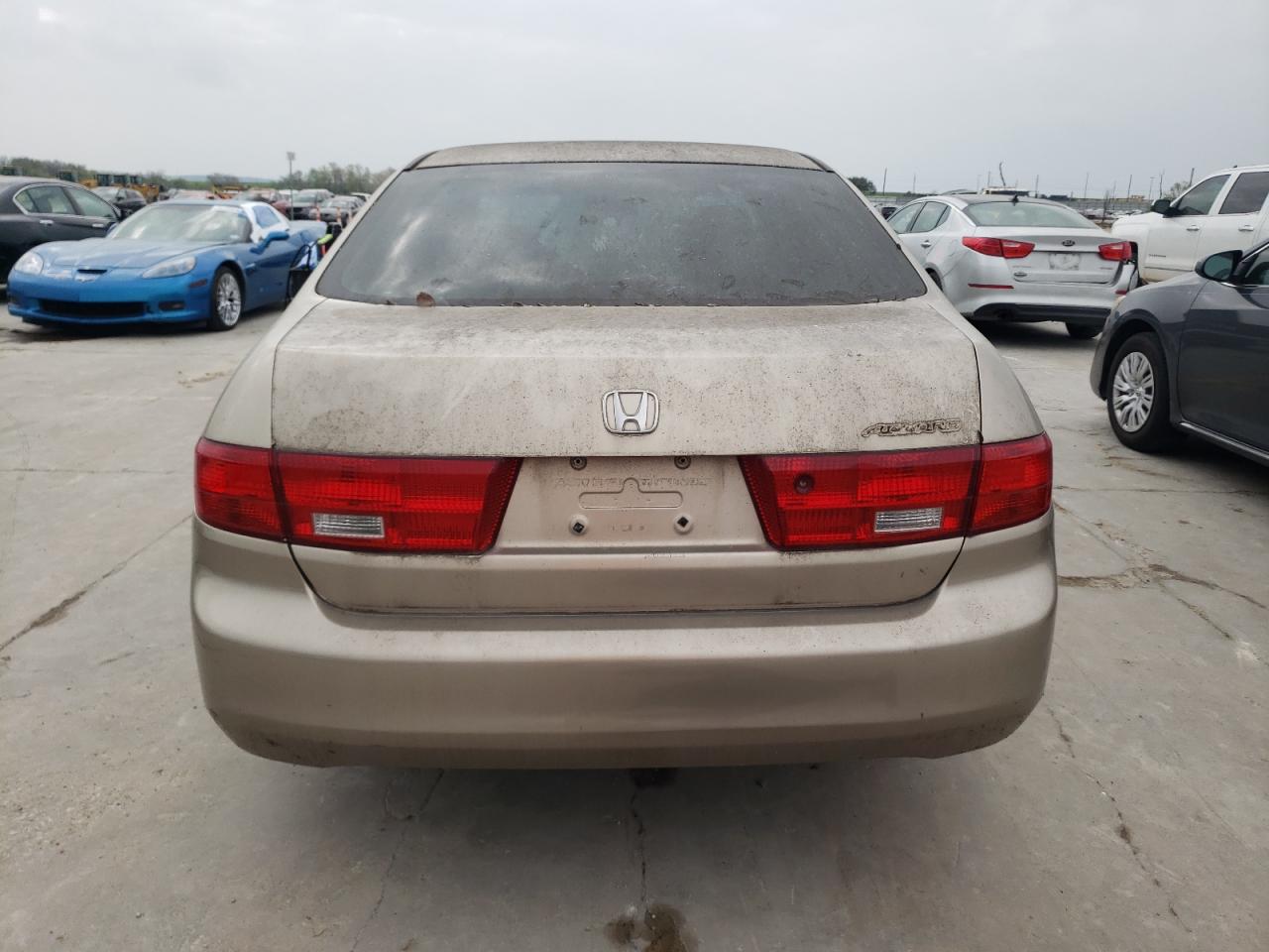 3HGCM56445G705428 2005 Honda Accord Lx