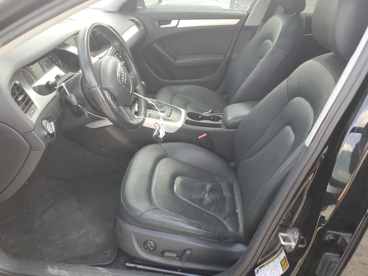 WAUAFAFL1BN022960 2011 Audi A4 Premium