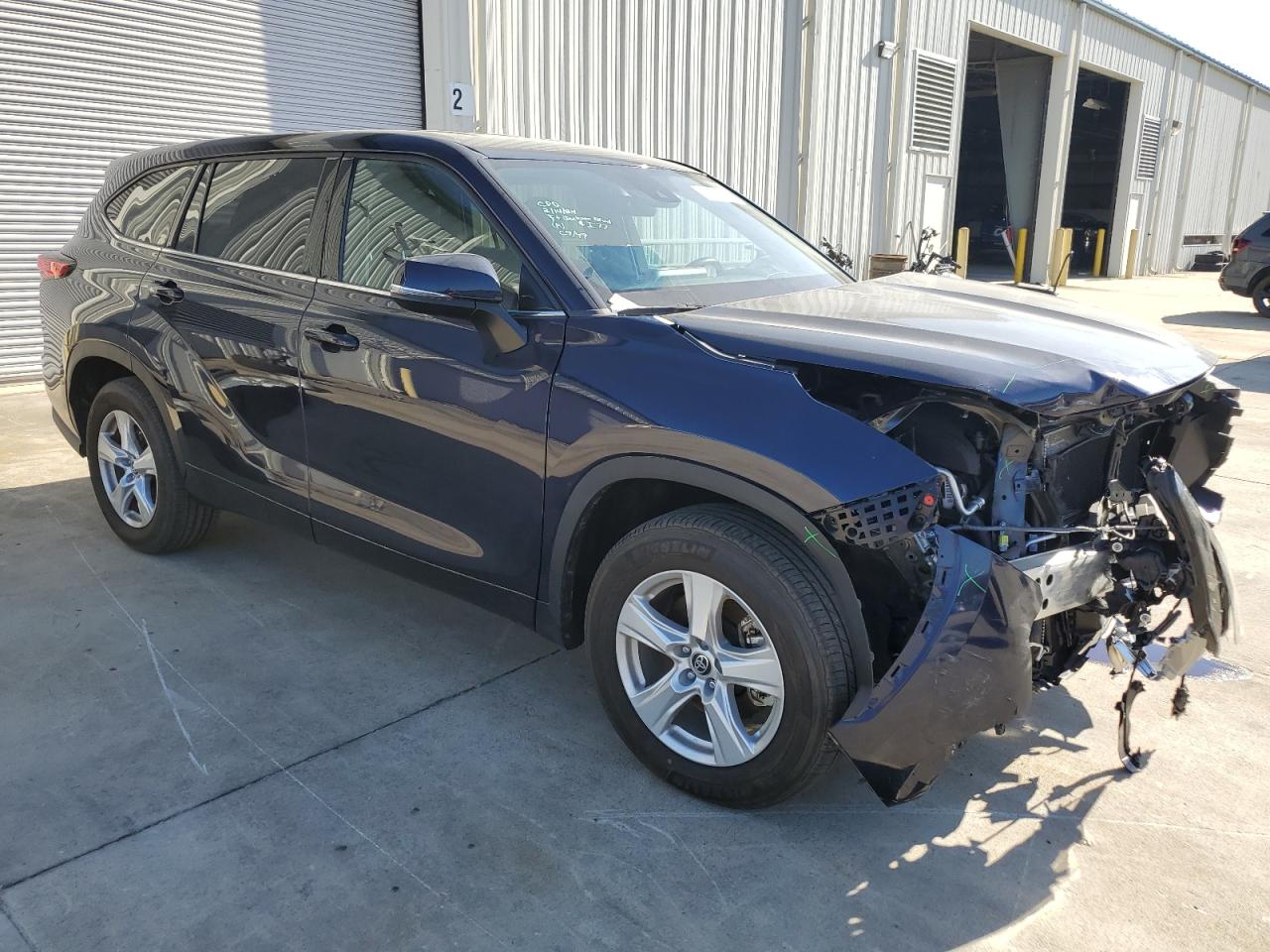 2021 Toyota Highlander L vin: 5TDZZRAH6MS031519