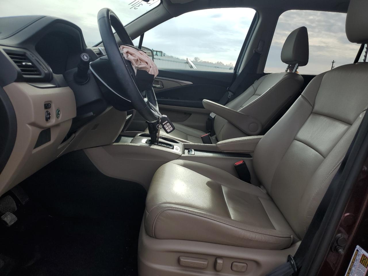 5FNYF6H57HB085565 HONDA PILOT 2017