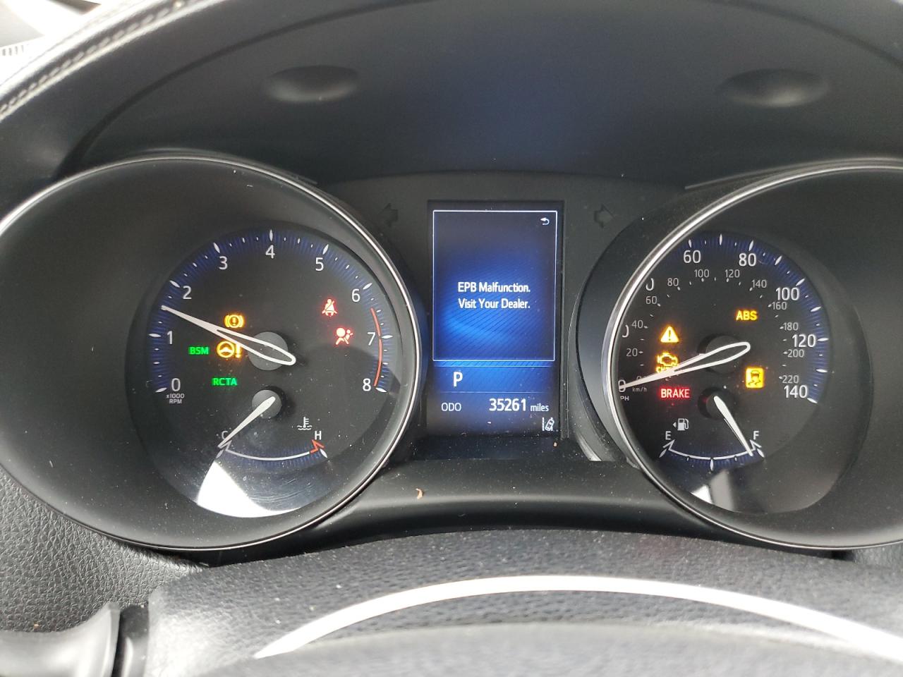 NMTKHMBX0JR002900 TOYOTA C-HR 2018