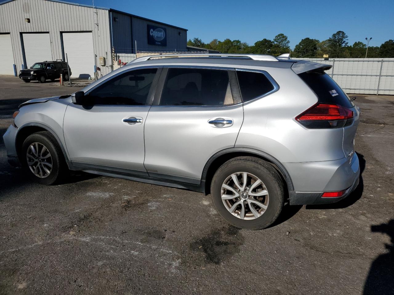 KNMAT2MT7HP521313 NISSAN ROGUE 2017