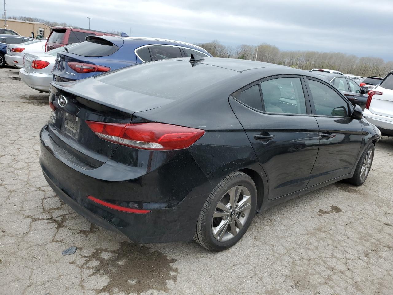 Lot #2892715045 2017 HYUNDAI ELANTRA SE