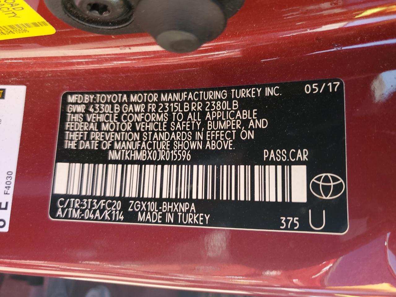 NMTKHMBX0JR015596 TOYOTA C-HR 2018