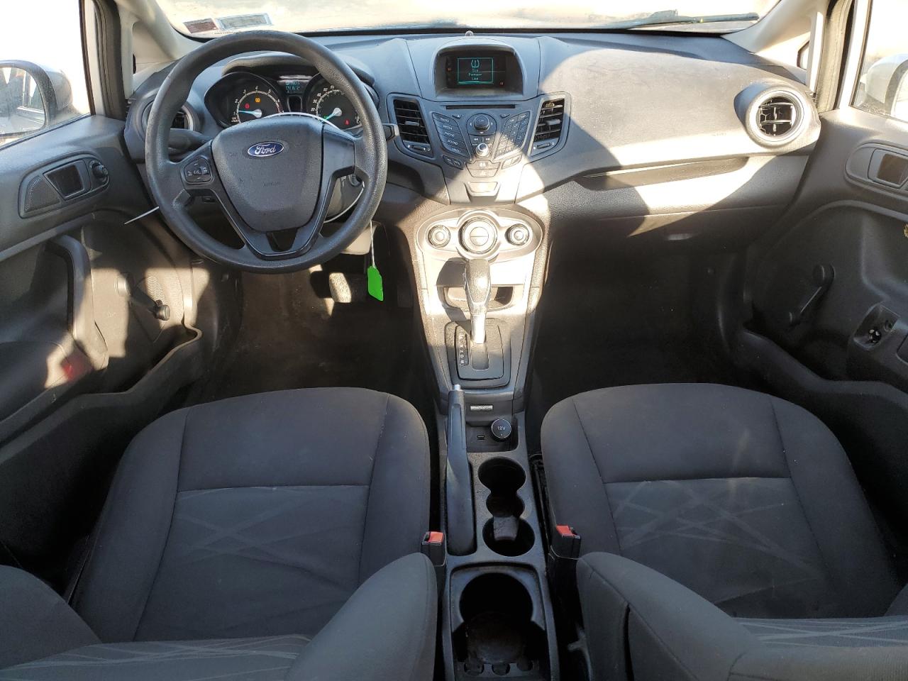 2015 Ford Fiesta S vin: 3FADP4AJ8FM110009