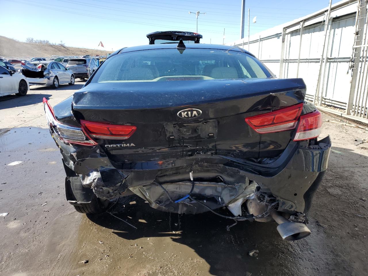 5XXGT4L37JG252332 2018 Kia Optima Lx
