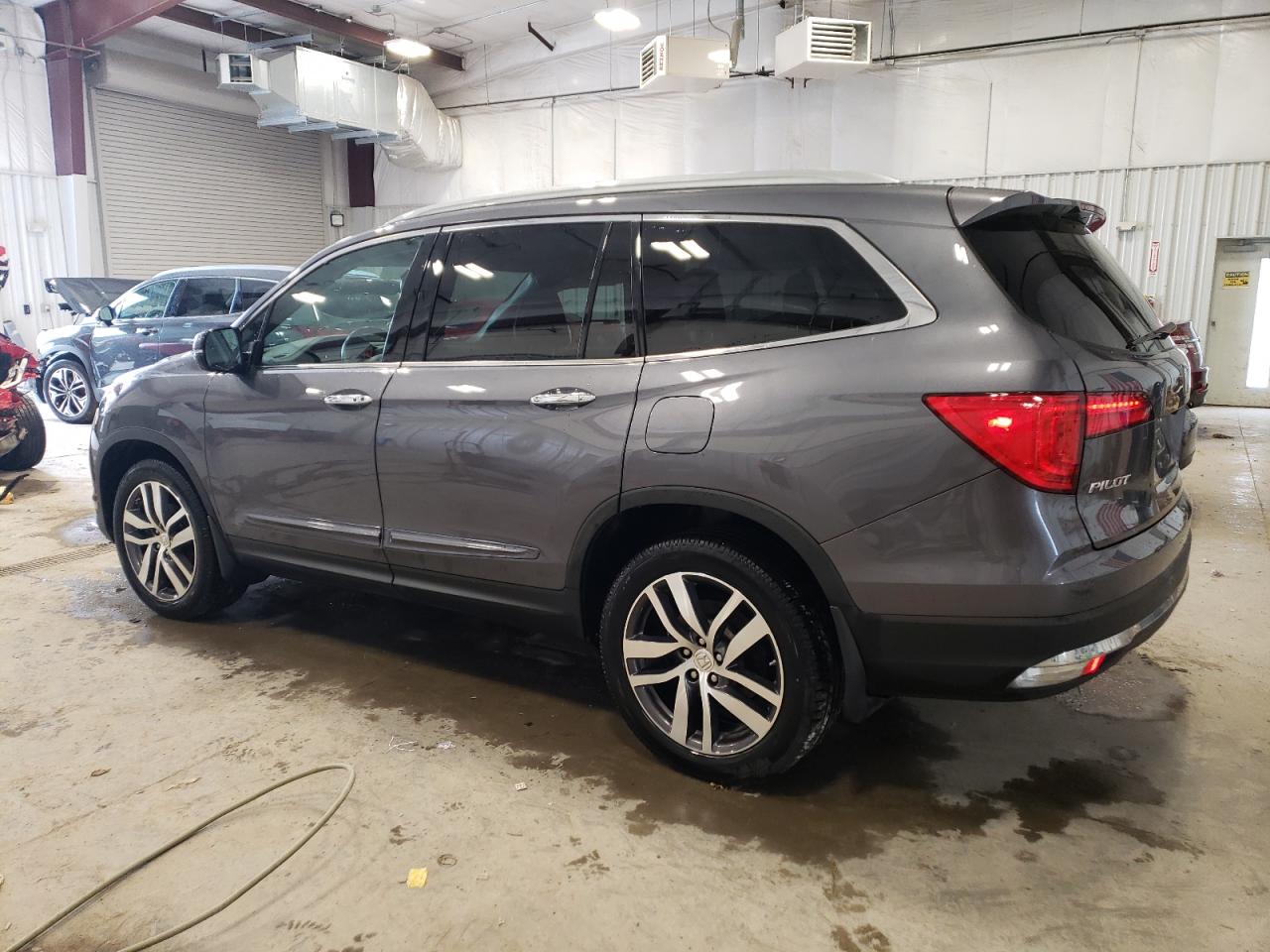 5FNYF6H9XGB087568 HONDA PILOT 2016
