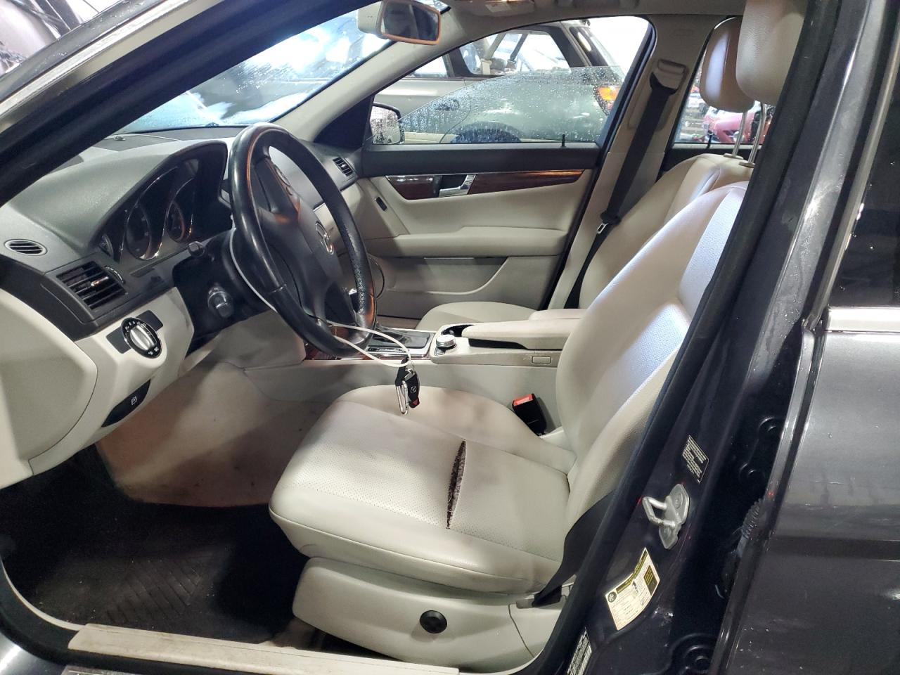 WDDGF8BB2AF481741 2010 Mercedes-Benz C 300 4Matic