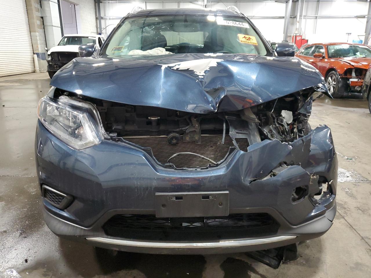 2016 Nissan Rogue S vin: KNMAT2MV8GP658499