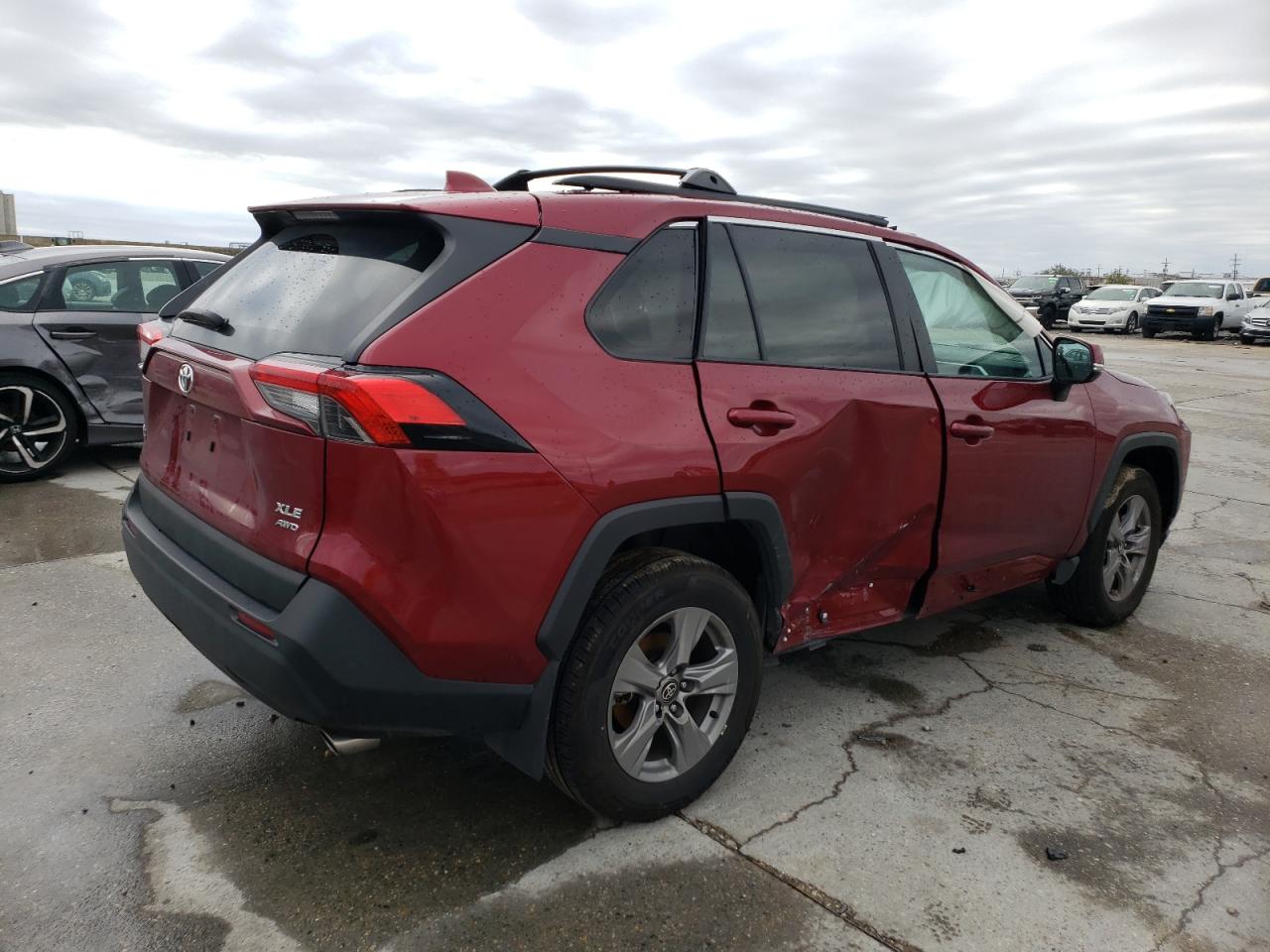2T3P1RFV3NW248815 TOYOTA RAV4 2022