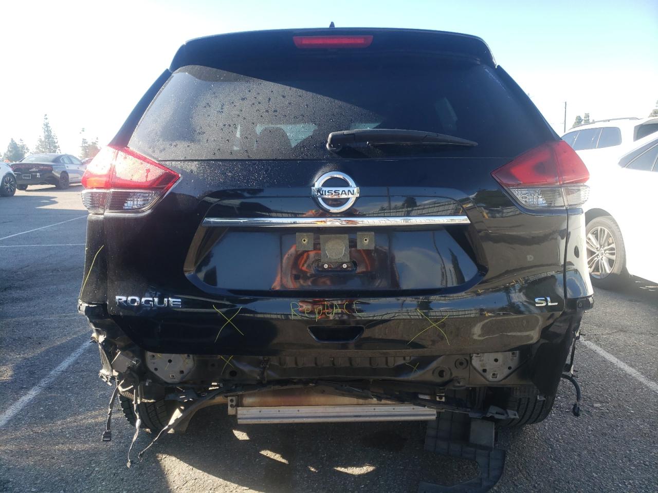 JN8AT2MT1HW406832 NISSAN ROGUE 2017