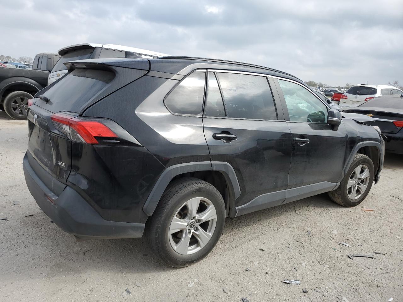 2T3W1RFV8MC119710 TOYOTA RAV4 2021
