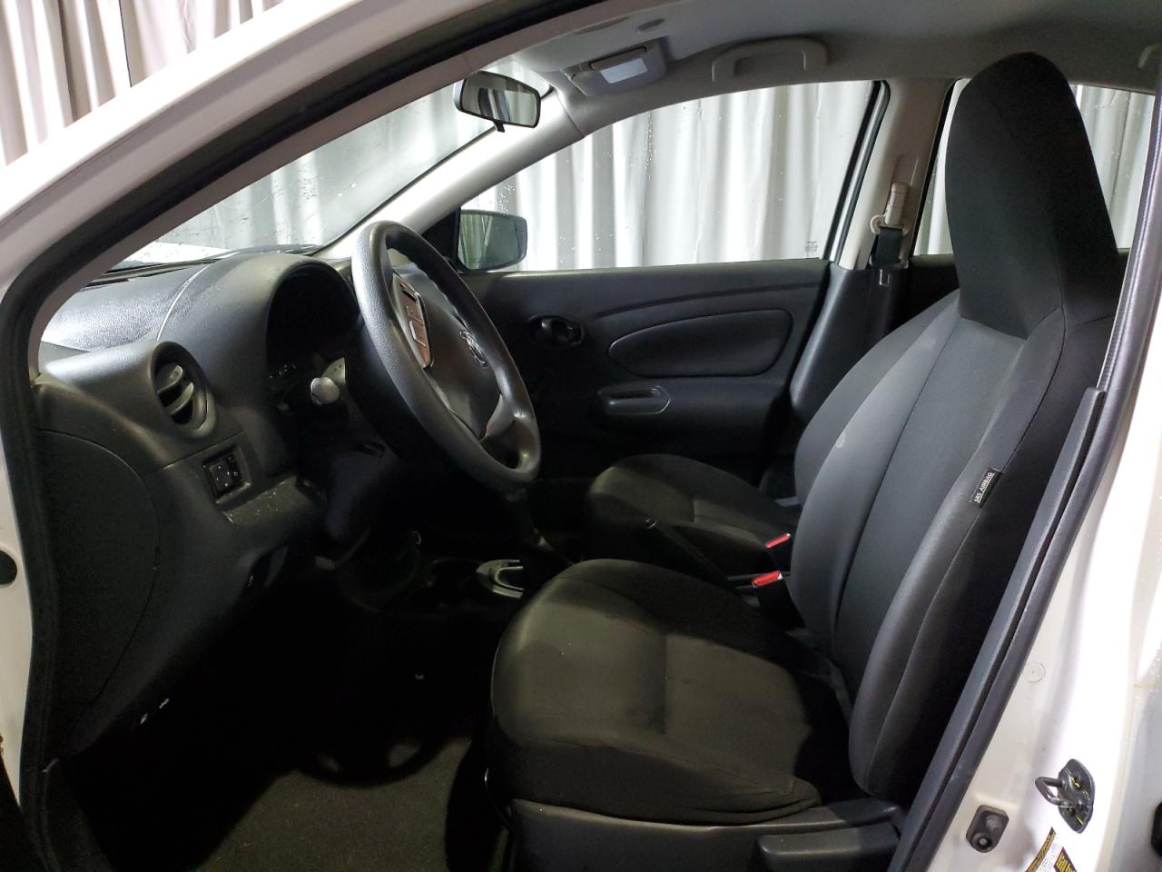 3N1CN7AP5HL864594 NISSAN VERSA 2017