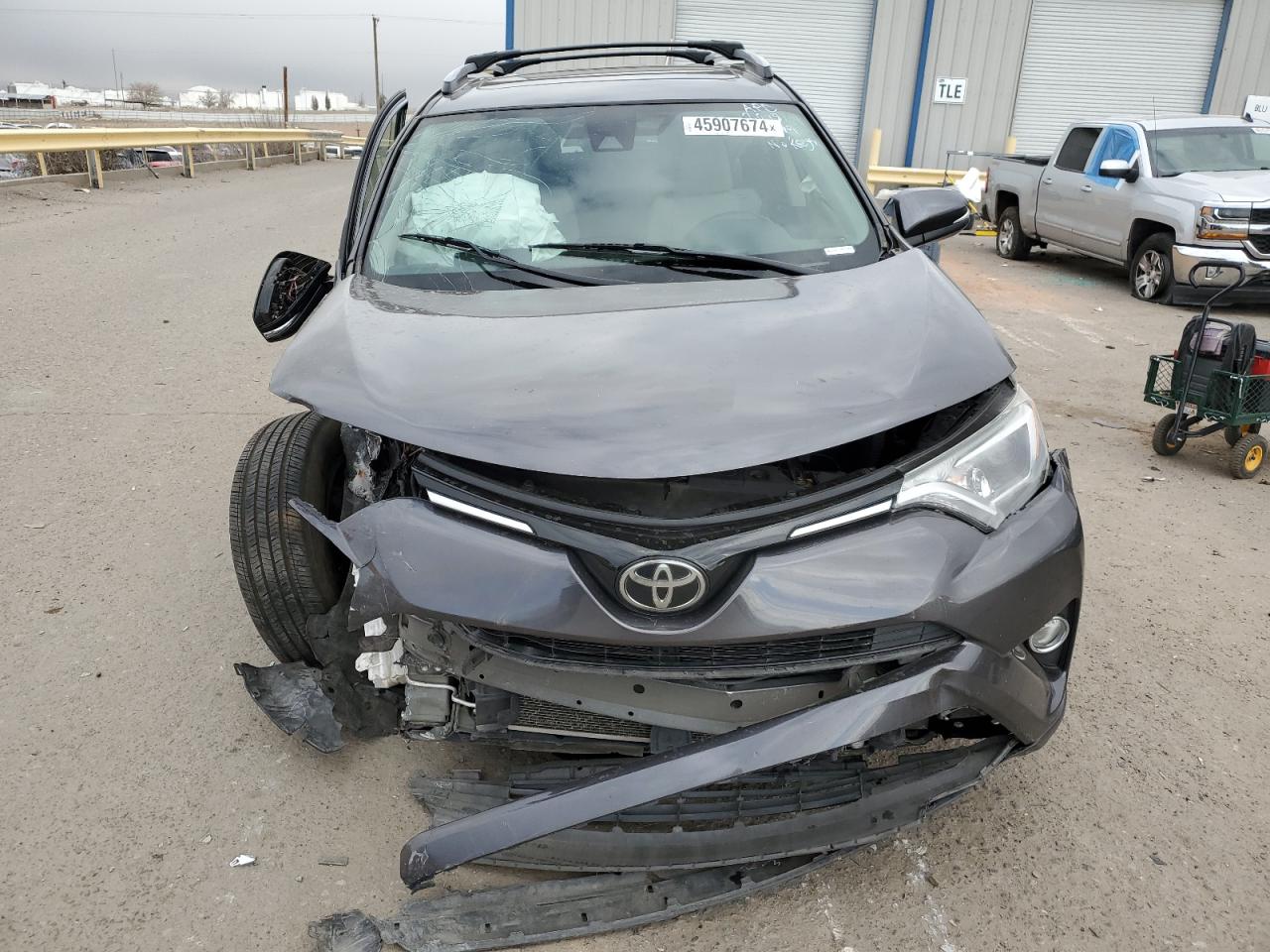 JTMWFREVXJJ727899 TOYOTA RAV4 2018