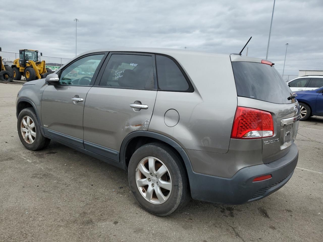 2012 Kia Sorento Base vin: 5XYKTCA6XCG205165