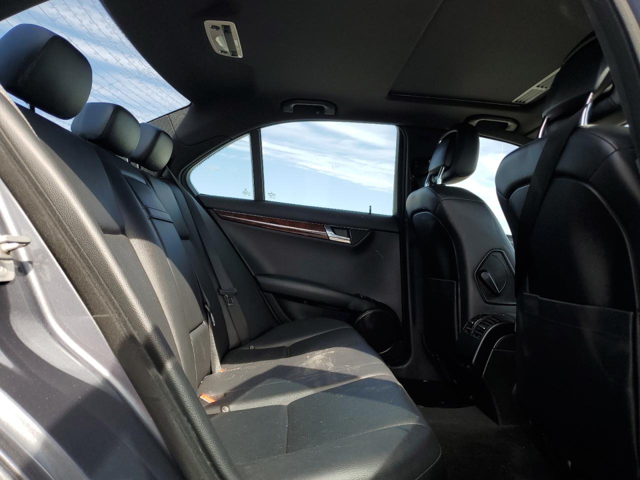 WDDGF8BB6BR180910 2011 Mercedes-Benz C 300 4Matic