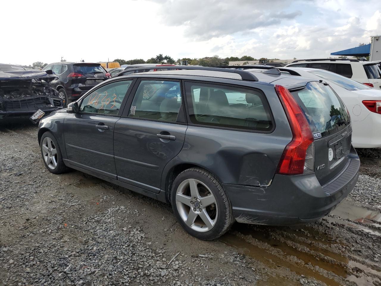 YV1MW382X82369322 2008 Volvo V50 2.4I