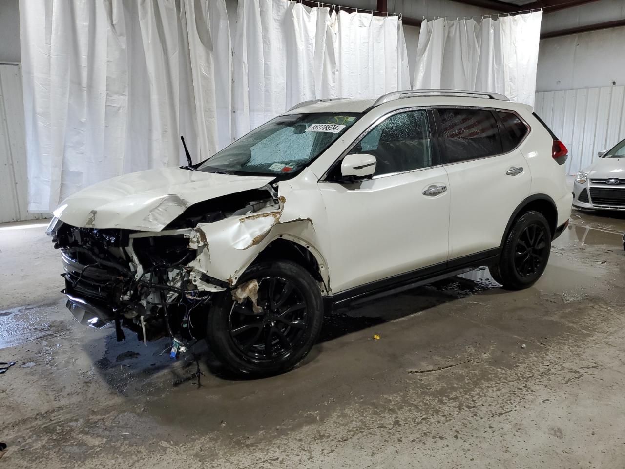KNMAT2MV3JP546832 NISSAN ROGUE 2018