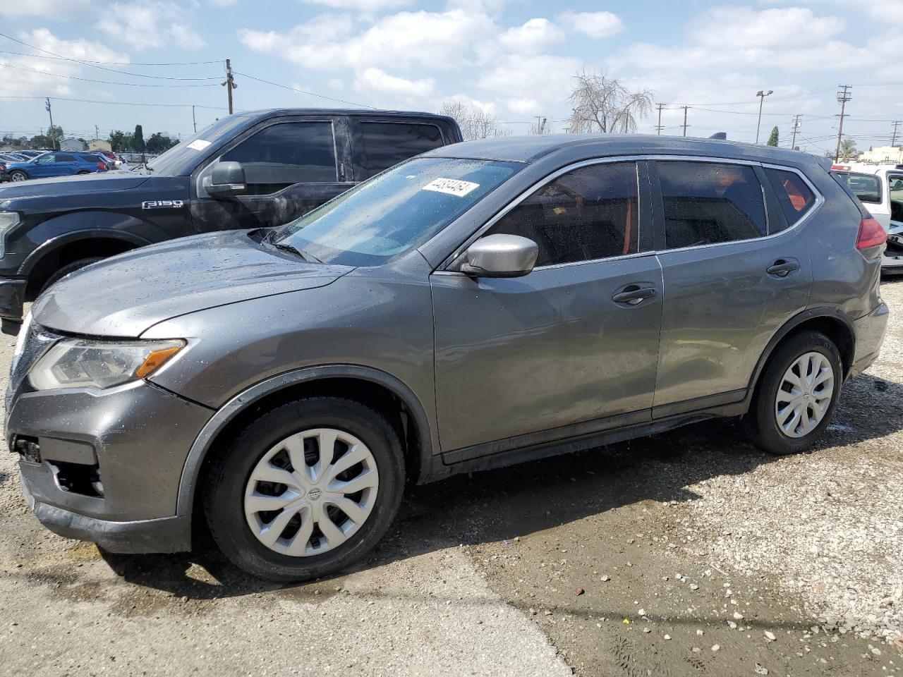 KNMAT2MT4HP579041 NISSAN ROGUE 2017