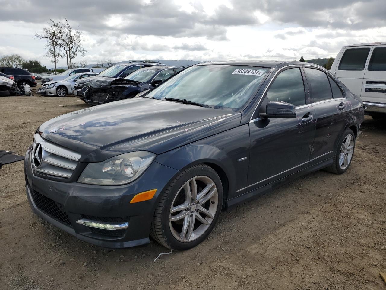 2012 Mercedes-Benz C 250 vin: WDDGF4HB2CA679350