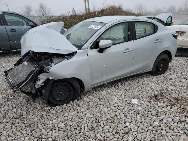 TOYOTA YARIS L