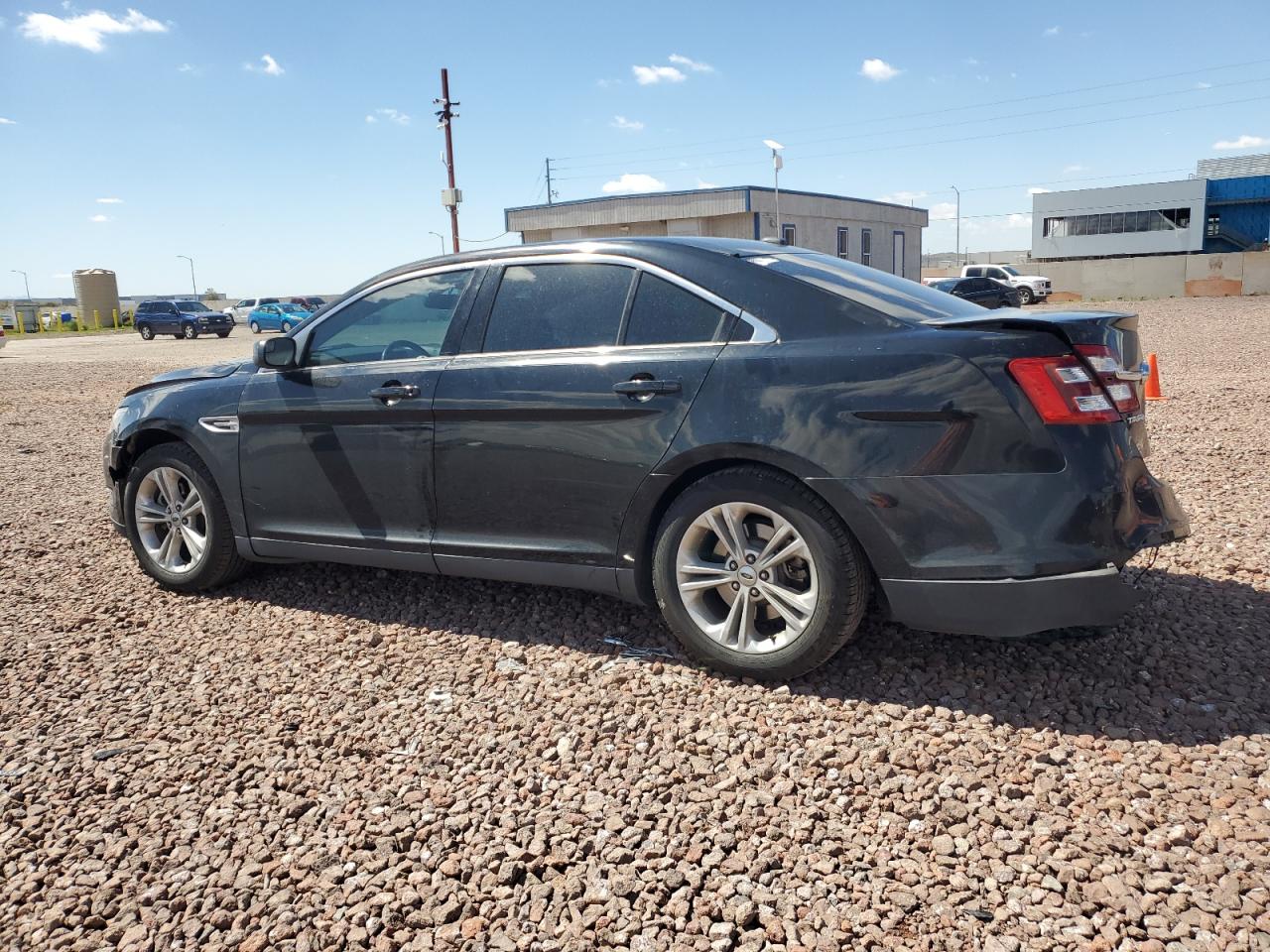 1FAHP2E85JG114230 2018 Ford Taurus Sel