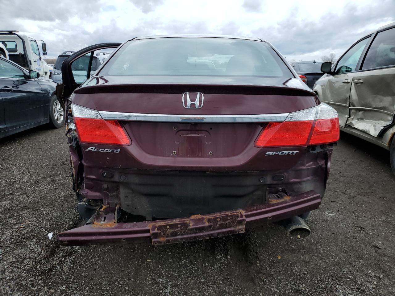 1HGCR2F57DA810261 2013 Honda Accord Sport