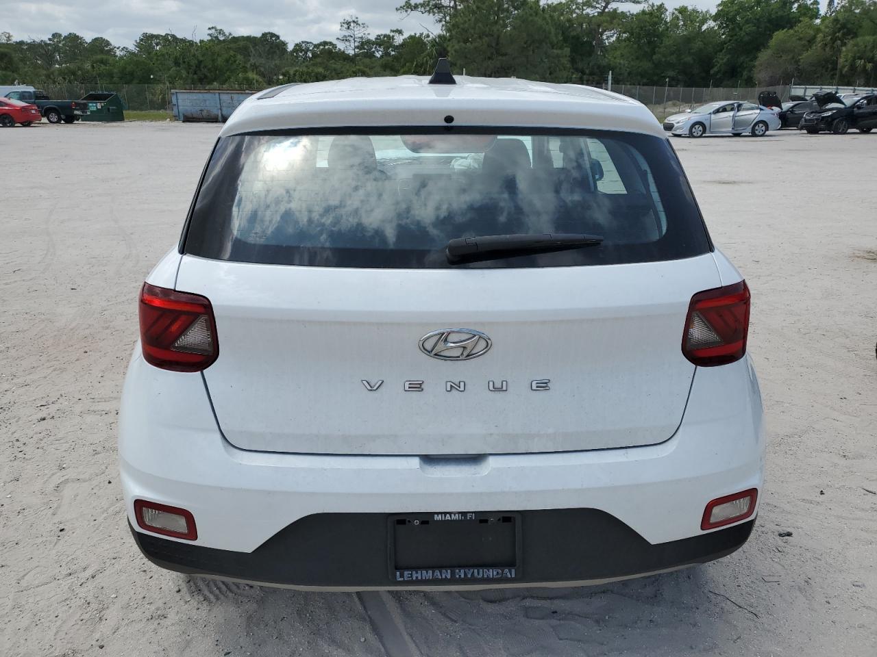 KMHRB8A37LU017525 HYUNDAI VENUE 2020