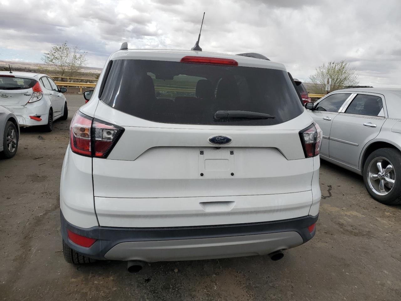 2018 Ford Escape Se vin: 1FMCU9GD0JUC20503