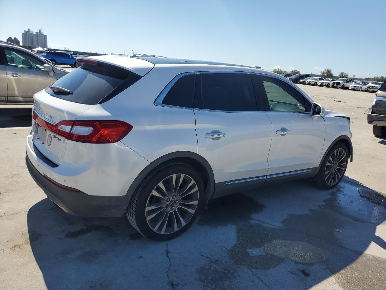 2LMTJ6LP3GBL38720 LINCOLN MKX 2016
