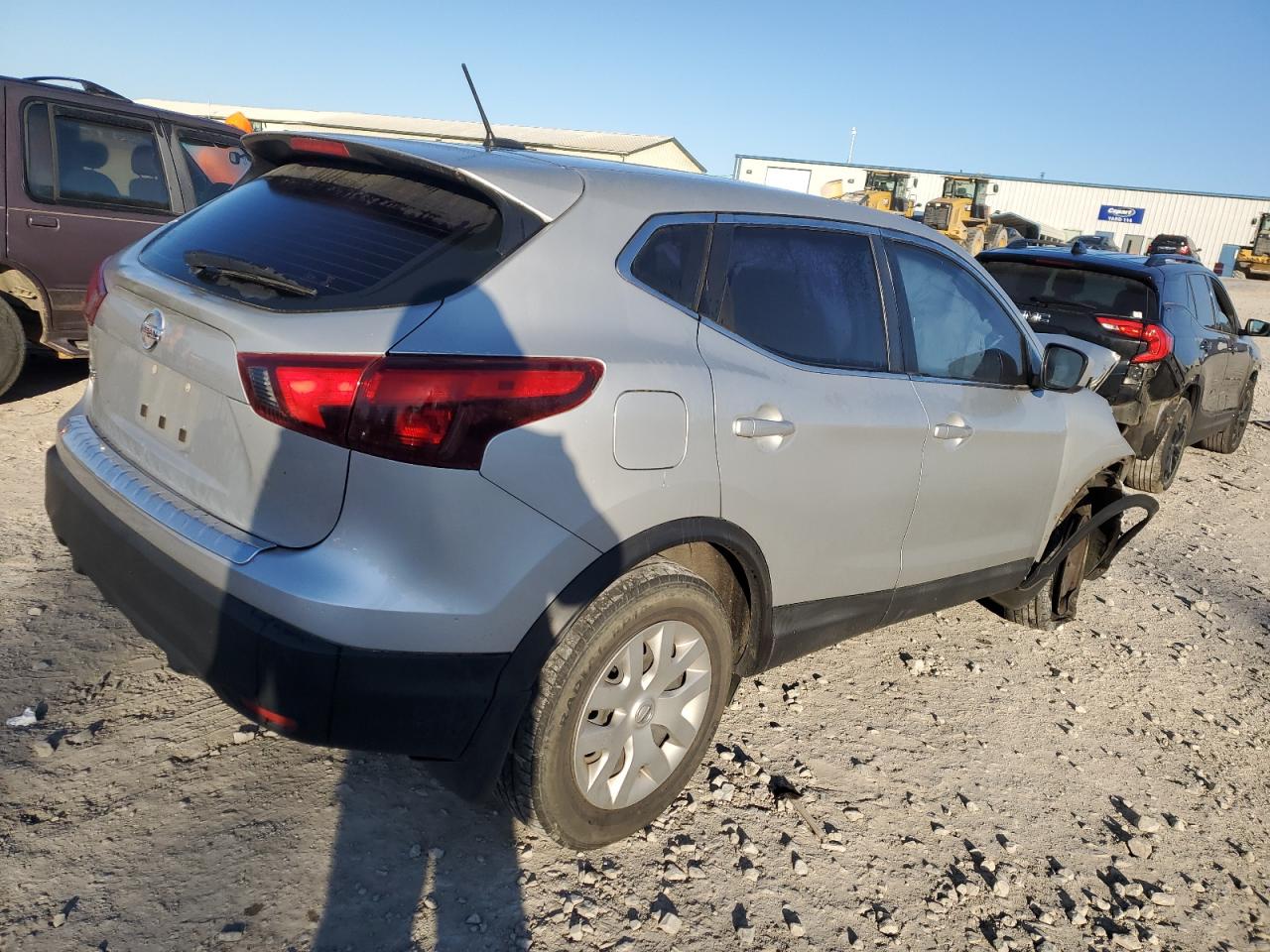 JN1BJ1CP3KW226945 NISSAN ROGUE 2019