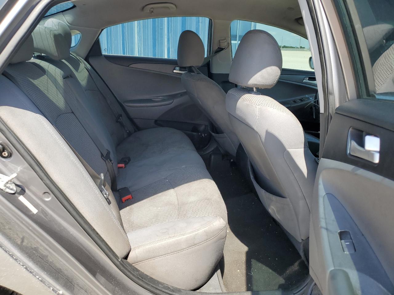 5NPEB4AC6BH081298 2011 Hyundai Sonata Gls