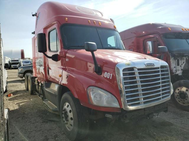 Lot #2452592300 2015 FREIGHTLINER CASCADIA 1 salvage car