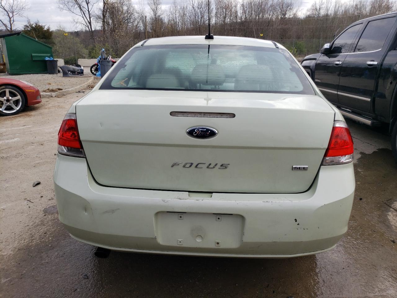 1FAHP3HN1AW264087 2010 Ford Focus Sel