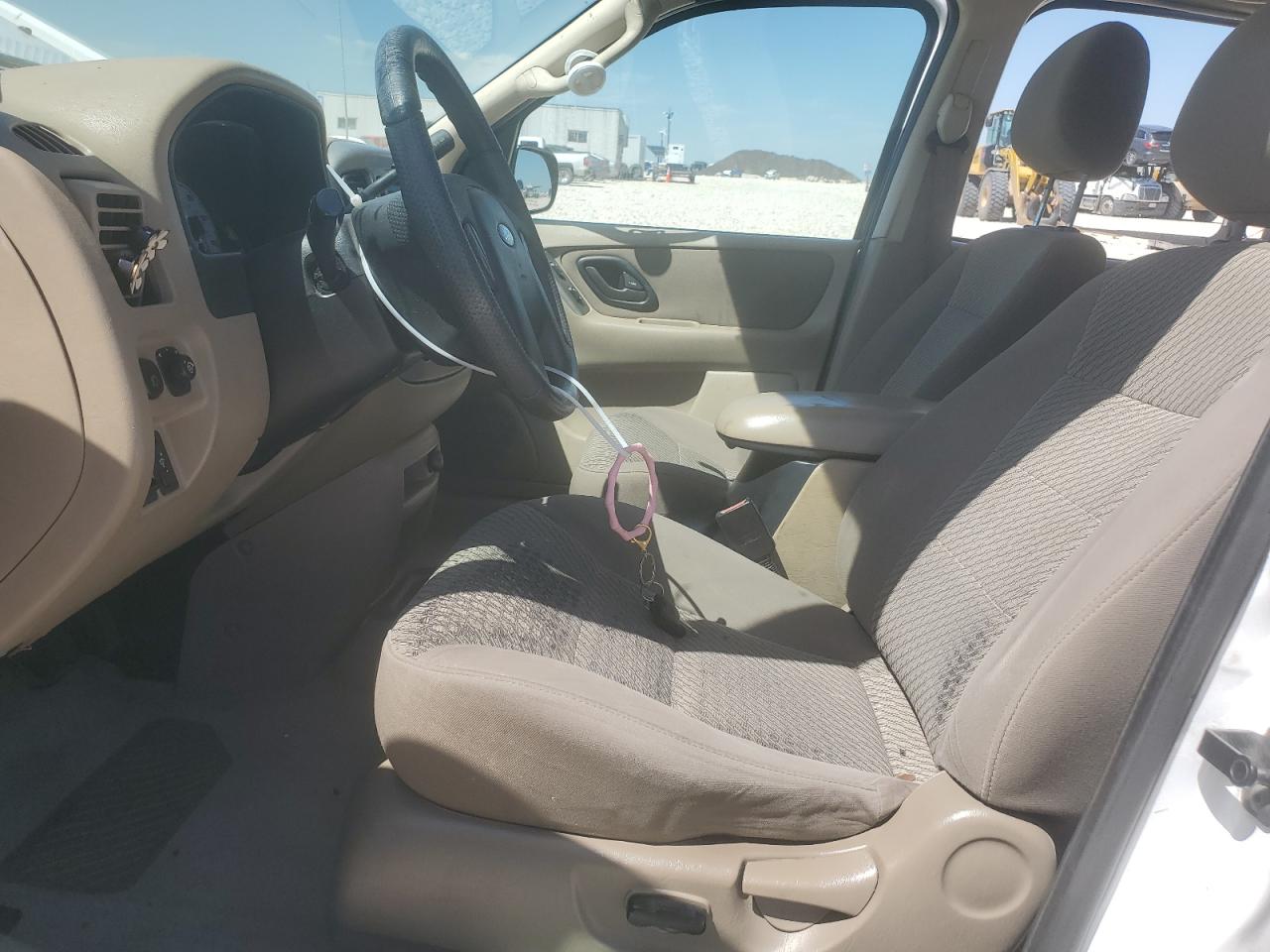 1FMYU031X4KB38629 2004 Ford Escape Xlt