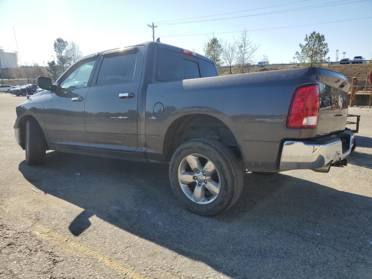 1C6RR7LM2FS715984 2015 Ram 1500 Slt