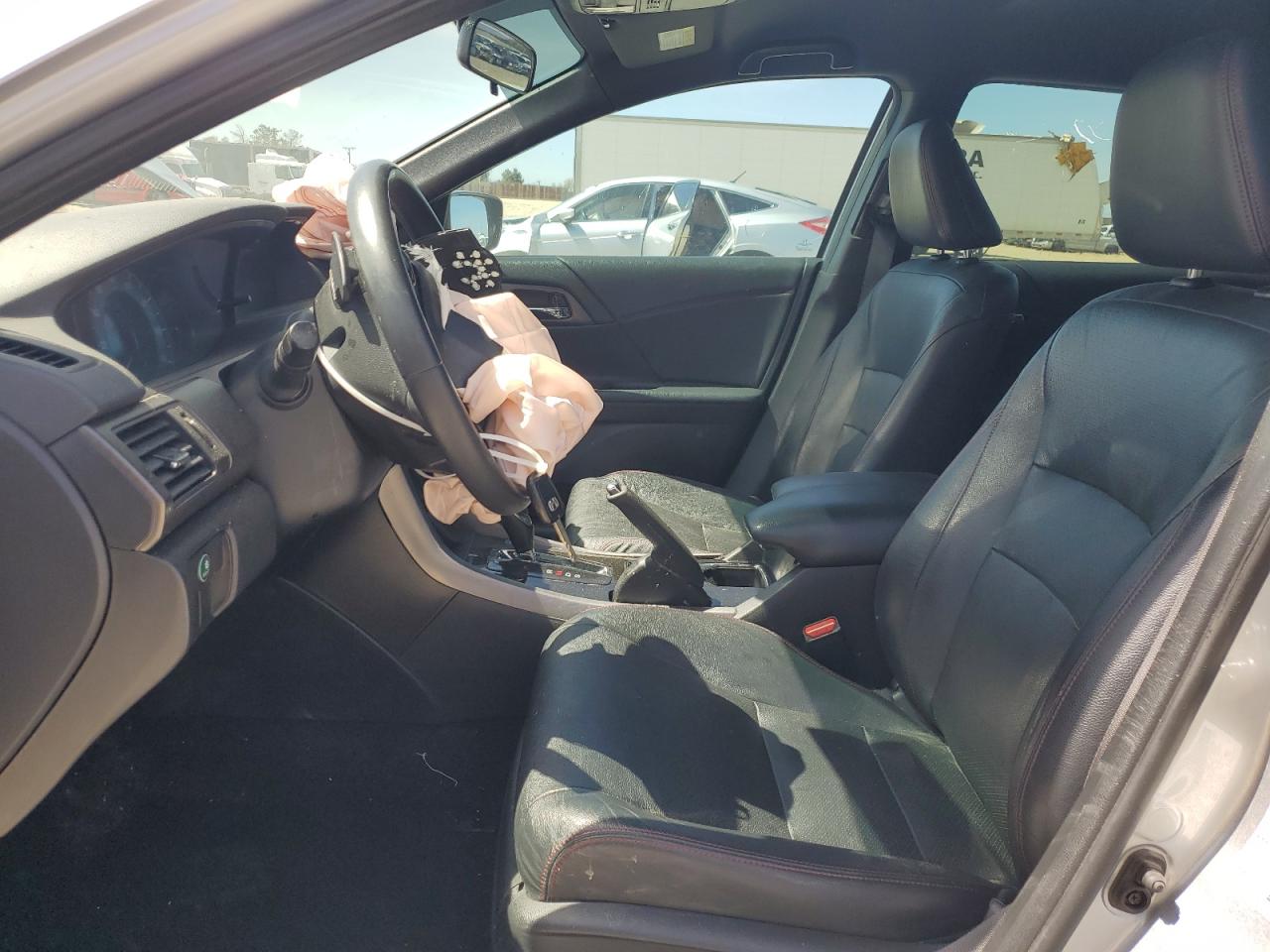 1HGCR2F11HA266651 HONDA ACCORD 2017