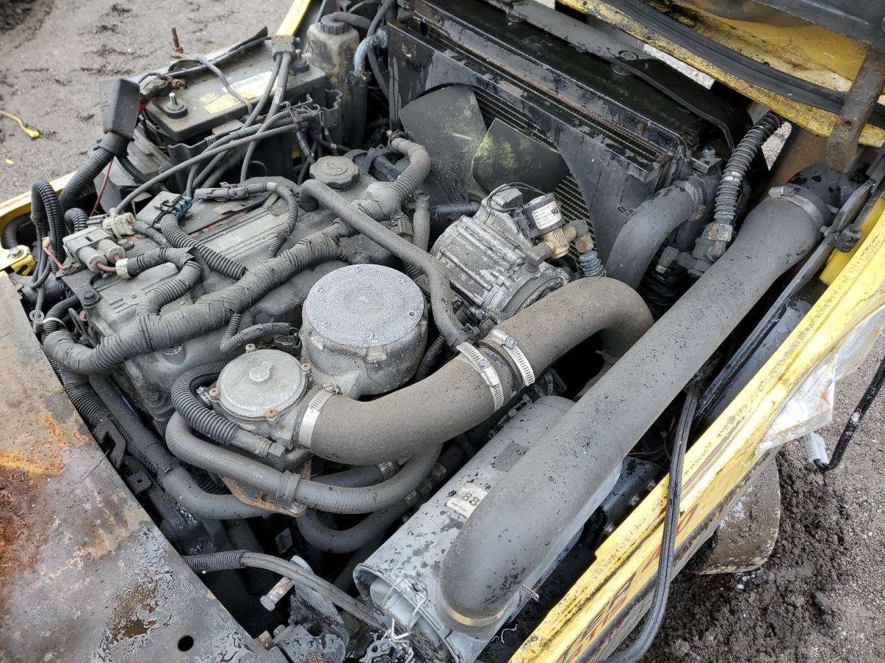 Lot #3242791981 2010 HYST FORKLIFT