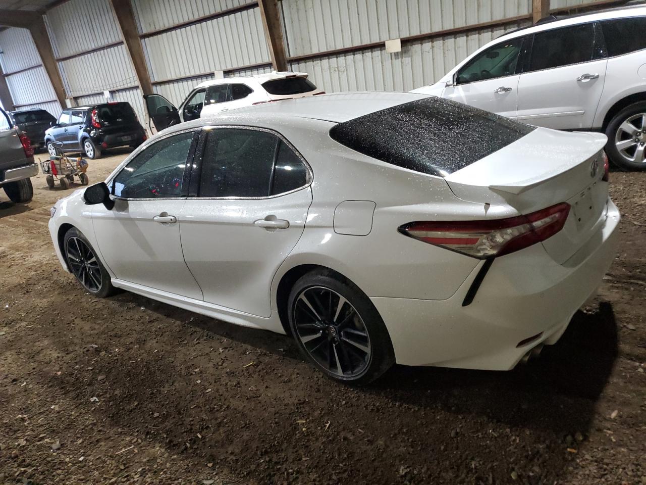 4T1B61HK9JU123613 TOYOTA CAMRY 2018