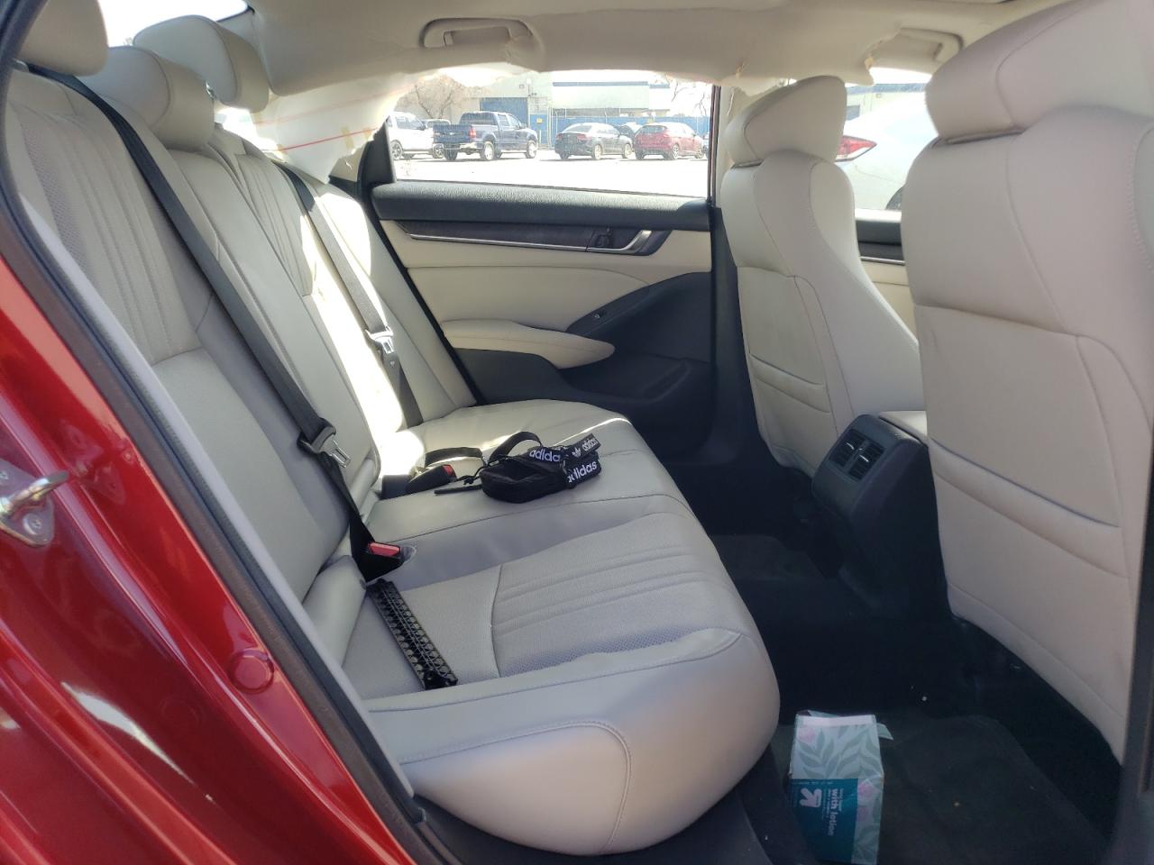 1HGCV1F52JA208983 HONDA ACCORD 2018