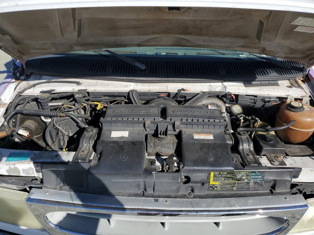 1FDXE45F12HA35506 2002 Ford Econoline E450 Super Duty Cutaway Van