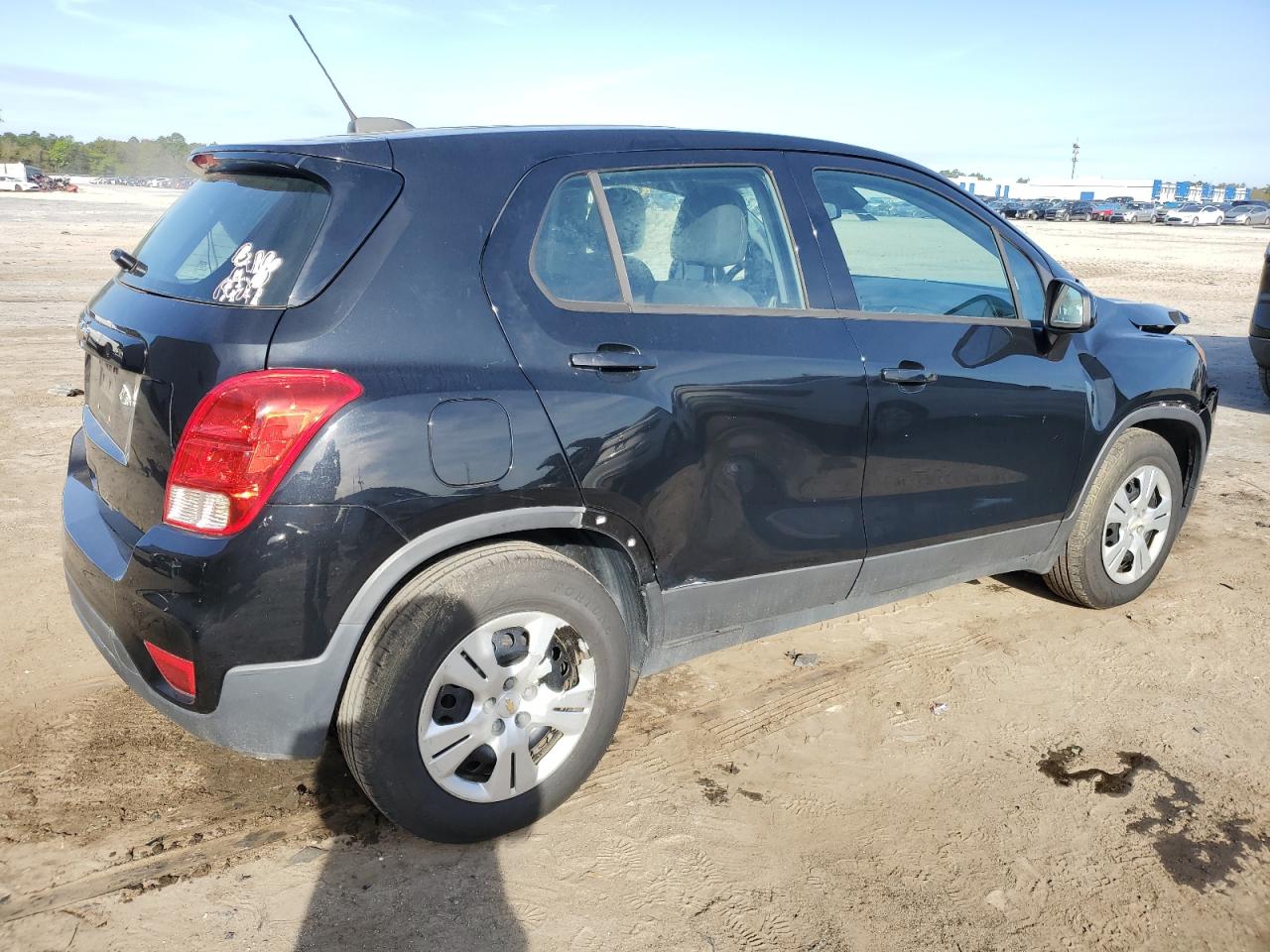 3GNCJKSB7JL307553 CHEVROLET TRAX 2018
