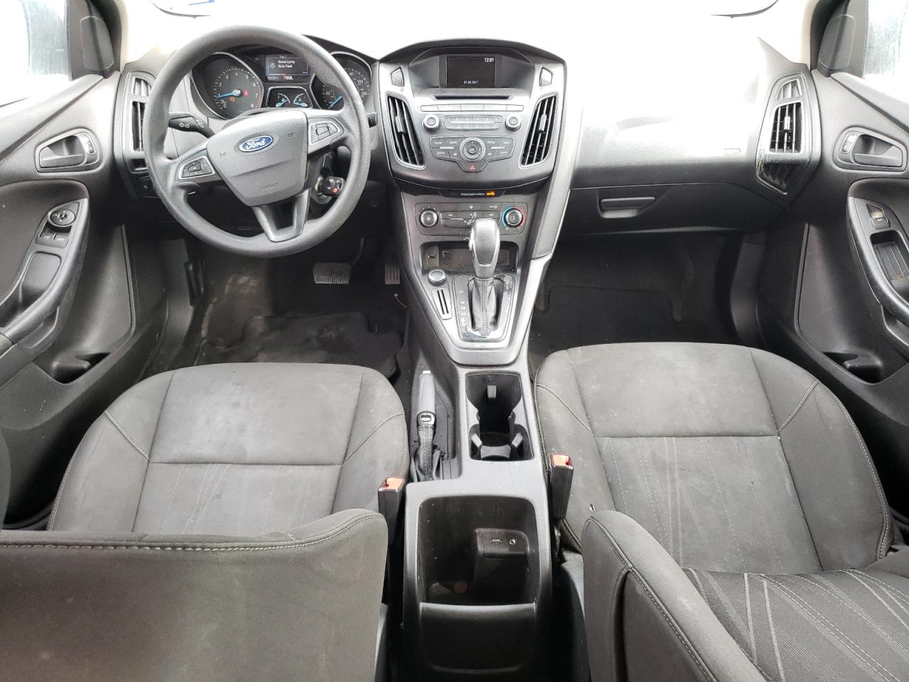 1FADP3E2XHL313954 FORD FOCUS 2017